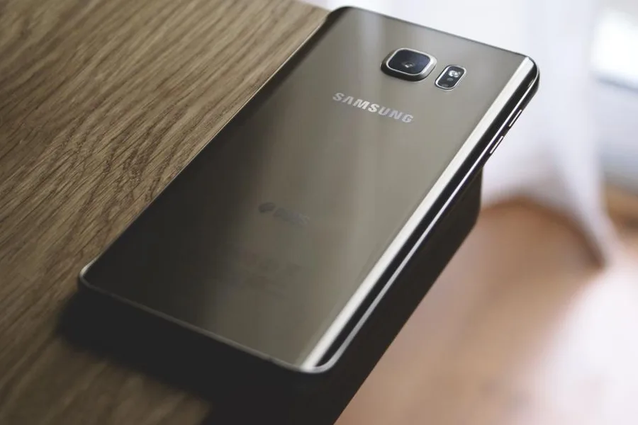 Imagem 2 de Classificado Demo 052 - Samsung Galaxy conservado
