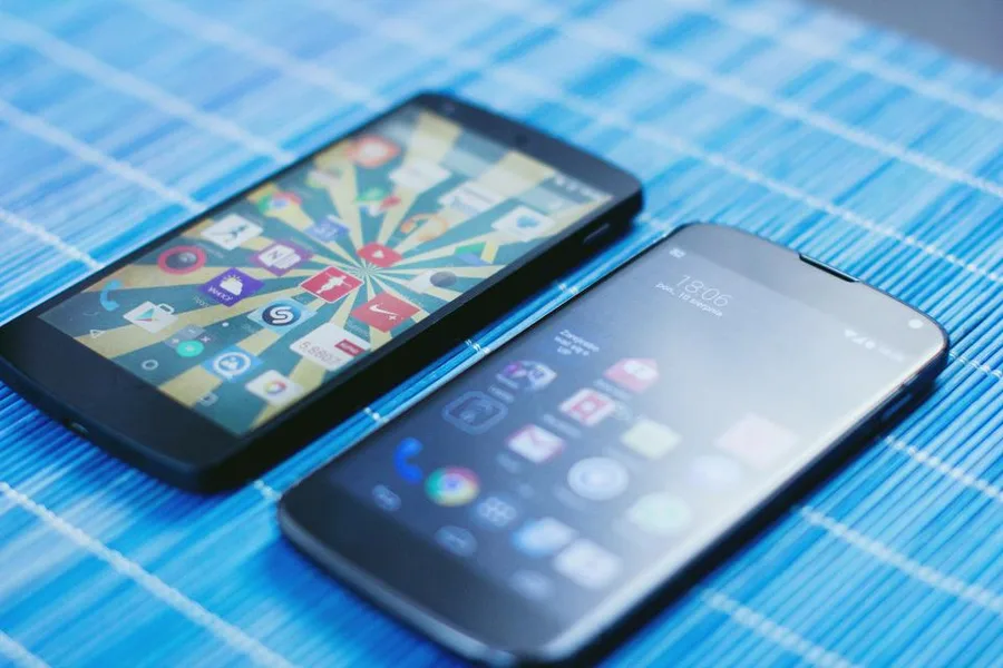Classificado Demo 178 - iPhone com nota fiscal