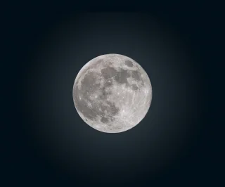 Céu terá Lua Azul e microlua ao mesmo tempo entre sábado e domingo; entenda o fenômeno e como ver
